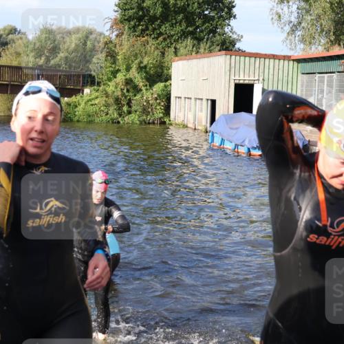 31.08.2025 - Elbe Triathlon Hamburg Luisa Fischer http://msf.ph/oto/8674034 31.08.2025 08:46:33 Schwimmen 268, 293, 301, 305, 313 meine-sportfotos.de