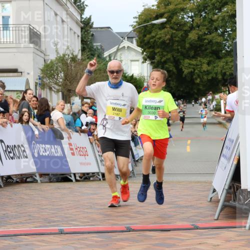 31.08.2025 - 21. Blankeneser Heldenlauf Strokosch-Dieckow http://msf.ph/oto/8674086 31.08.2025 10:51:30 Ziel 2187, 3580, 3030 meine-sportfotos.de