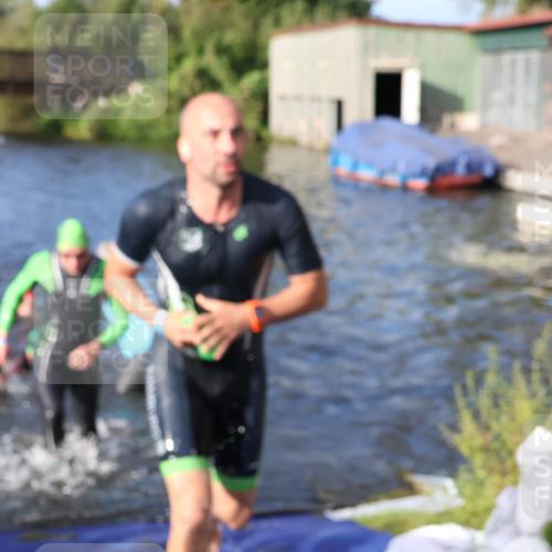 31.08.2025 - Elbe Triathlon Hamburg Luisa Fischer http://msf.ph/oto/8674097 31.08.2025 08:46:46 Schwimmen 247, 259, 266, 309, 313, 318, 337 meine-sportfotos.de