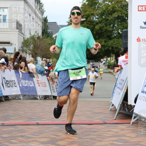 31.08.2025 - 21. Blankeneser Heldenlauf Strokosch-Dieckow http://msf.ph/oto/8674104 31.08.2025 10:51:21 Ziel 3388, 3292 meine-sportfotos.de