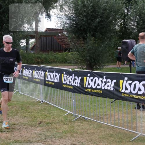 31.08.2025 - Elbe Triathlon Hamburg Luisa Fischer http://msf.ph/oto/8674155 31.08.2025 11:31:26 Laufen 1278 meine-sportfotos.de