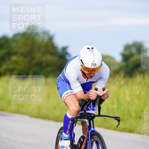 31.08.2025 - Elbe Triathlon Hamburg Michael Burmester http://msf.ph/oto/8674232 31.08.2025 10:14:18 Radfahren 623, 759, 888 meine-sportfotos.de