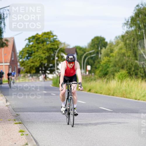 31.08.2025 - Elbe Triathlon Hamburg Michael Burmester http://msf.ph/oto/8674238 31.08.2025 10:14:22 Radfahren 623, 731 meine-sportfotos.de