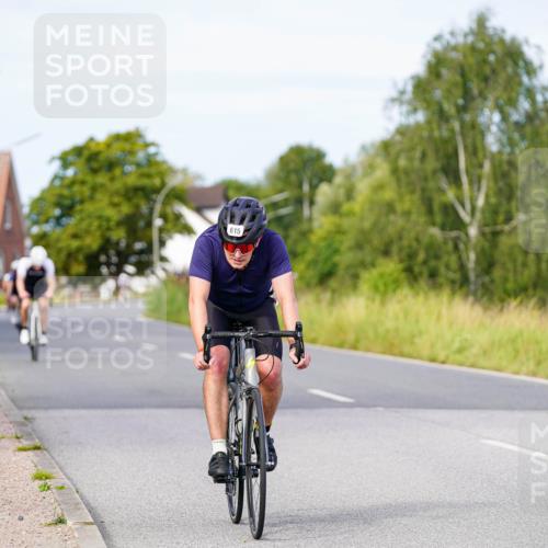 31.08.2025 - Elbe Triathlon Hamburg Michael Burmester http://msf.ph/oto/8674386 31.08.2025 10:14:52 Radfahren 615, 617, 679, 717, 800 meine-sportfotos.de