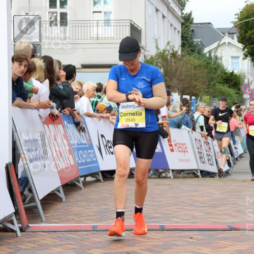 31.08.2025 - 21. Blankeneser Heldenlauf Strokosch-Dieckow http://msf.ph/oto/8674392 31.08.2025 10:30:11 Ziel 2210, 2445, 2444, 2169, 2226, 2543 meine-sportfotos.de
