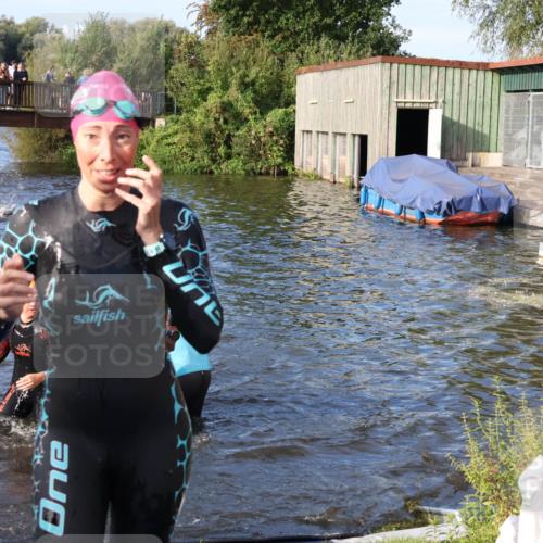 31.08.2025 - Elbe Triathlon Hamburg Luisa Fischer http://msf.ph/oto/8674407 31.08.2025 08:47:47 Schwimmen 249, 278, 282, 308, 316, 357, 371 meine-sportfotos.de