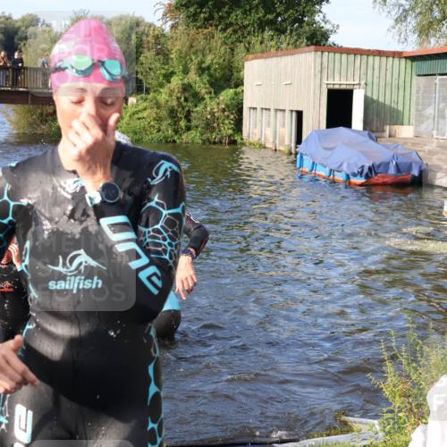 31.08.2025 - Elbe Triathlon Hamburg Luisa Fischer http://msf.ph/oto/8674409 31.08.2025 08:47:48 Schwimmen 249, 278, 282, 308, 316, 371 meine-sportfotos.de
