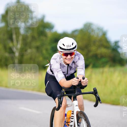 31.08.2025 - Elbe Triathlon Hamburg Michael Burmester http://msf.ph/oto/8674512 31.08.2025 10:15:10 Radfahren 707, 835, 864 meine-sportfotos.de