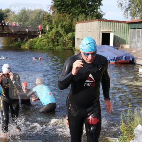 31.08.2025 - Elbe Triathlon Hamburg Luisa Fischer http://msf.ph/oto/8674524 31.08.2025 08:48:03 Schwimmen 258, 297, 299, 329, 330, 341 meine-sportfotos.de