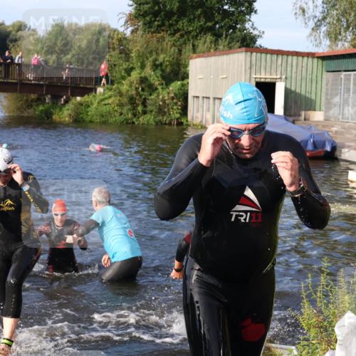 31.08.2025 - Elbe Triathlon Hamburg Luisa Fischer http://msf.ph/oto/8674527 31.08.2025 08:48:04 Schwimmen 258, 297, 299, 329, 330, 341 meine-sportfotos.de