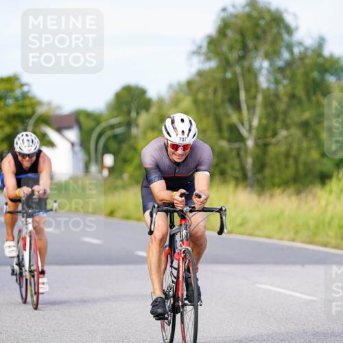 31.08.2025 - Elbe Triathlon Hamburg Michael Burmester http://msf.ph/oto/8674546 31.08.2025 10:15:17 Radfahren 610, 635, 707, 740 meine-sportfotos.de