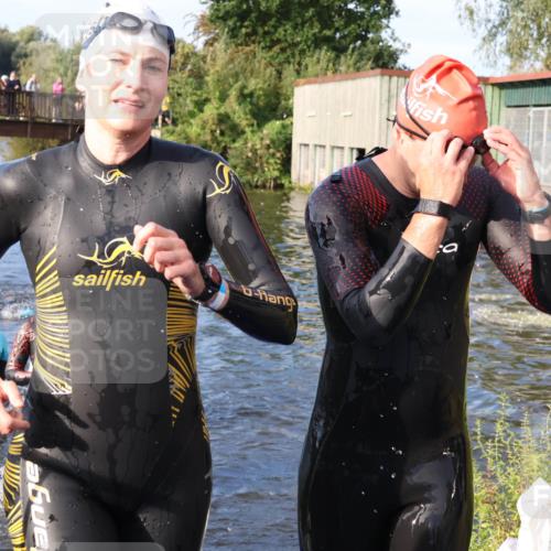 31.08.2025 - Elbe Triathlon Hamburg Luisa Fischer http://msf.ph/oto/8674547 31.08.2025 08:48:06 Schwimmen 258, 297, 299, 329, 330, 341 meine-sportfotos.de