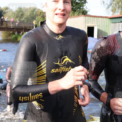 31.08.2025 - Elbe Triathlon Hamburg Luisa Fischer http://msf.ph/oto/8674549 31.08.2025 08:48:06 Schwimmen 258, 297, 299, 329, 330, 341 meine-sportfotos.de