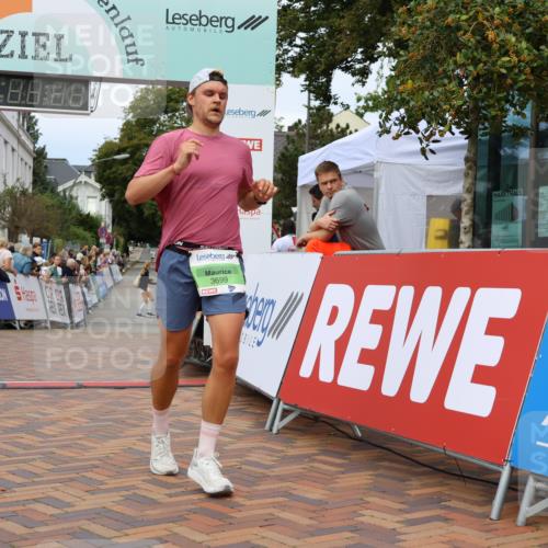 31.08.2025 - 21. Blankeneser Heldenlauf Strokosch-Dieckow http://msf.ph/oto/8674602 31.08.2025 10:50:33 Ziel 3699, 3354, 3564 meine-sportfotos.de
