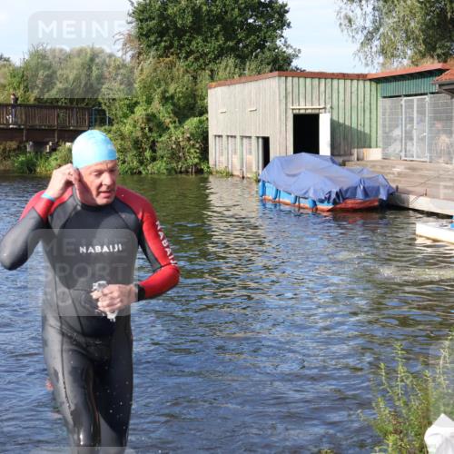 31.08.2025 - Elbe Triathlon Hamburg Luisa Fischer http://msf.ph/oto/8674655 31.08.2025 08:48:44 Schwimmen 289, 377 meine-sportfotos.de