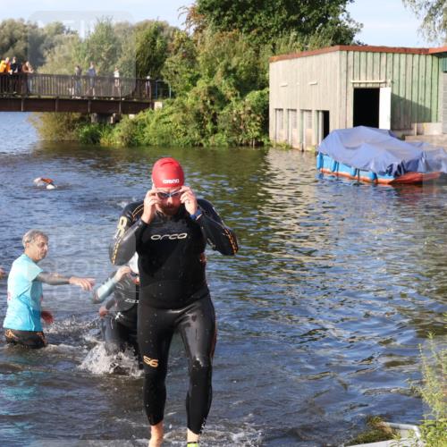 31.08.2025 - Elbe Triathlon Hamburg Luisa Fischer http://msf.ph/oto/8674695 31.08.2025 08:49:28 Schwimmen 173, 294 meine-sportfotos.de