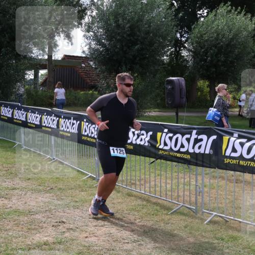 31.08.2025 - Elbe Triathlon Hamburg Luisa Fischer http://msf.ph/oto/8674696 31.08.2025 11:37:06 Laufen 1242, 1125 meine-sportfotos.de