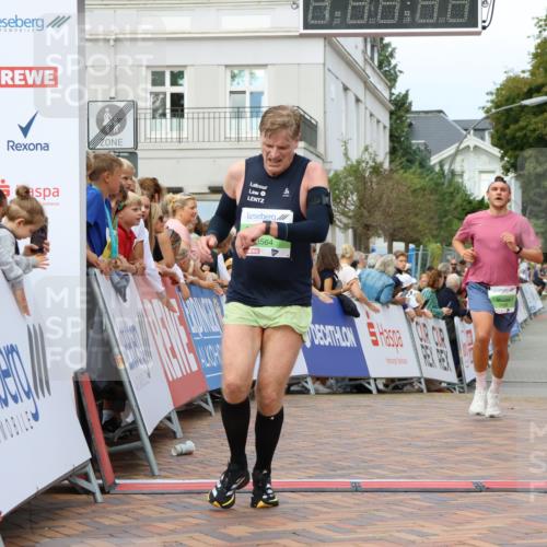 31.08.2025 - 21. Blankeneser Heldenlauf Strokosch-Dieckow http://msf.ph/oto/8674725 31.08.2025 10:50:30 Ziel 3699, 3354, 3564 meine-sportfotos.de