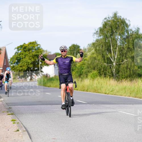 31.08.2025 - Elbe Triathlon Hamburg Michael Burmester http://msf.ph/oto/8674837 31.08.2025 10:16:48 Radfahren 666, 928 meine-sportfotos.de