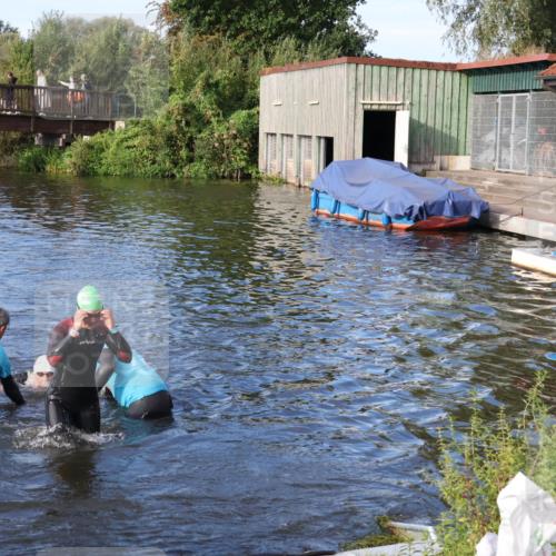 31.08.2025 - Elbe Triathlon Hamburg Luisa Fischer http://msf.ph/oto/8674873 31.08.2025 08:50:50 Schwimmen 255, 284, 389, 443 meine-sportfotos.de