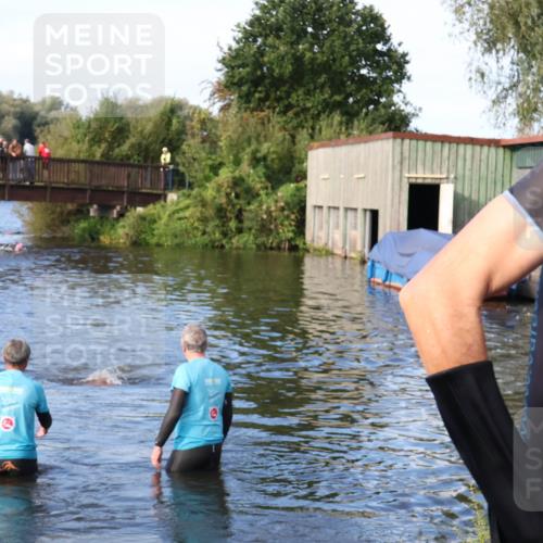 31.08.2025 - Elbe Triathlon Hamburg Luisa Fischer http://msf.ph/oto/8674922 31.08.2025 08:52:47 Schwimmen 378 meine-sportfotos.de
