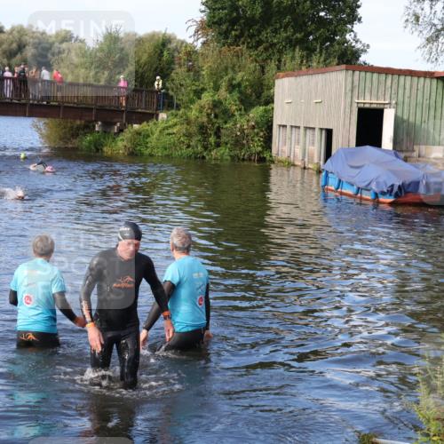 31.08.2025 - Elbe Triathlon Hamburg Luisa Fischer http://msf.ph/oto/8674929 31.08.2025 08:52:56 Schwimmen 372 meine-sportfotos.de