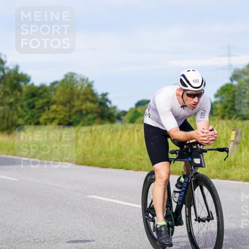 31.08.2025 - Elbe Triathlon Hamburg Michael Burmester http://msf.ph/oto/8674940 31.08.2025 10:17:13 Radfahren 671, 682, 696, 739, 754, 786, 874, 877, 912, 1017 meine-sportfotos.de