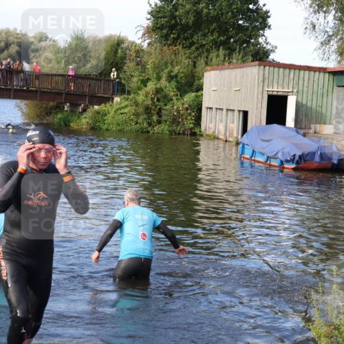 31.08.2025 - Elbe Triathlon Hamburg Luisa Fischer http://msf.ph/oto/8674943 31.08.2025 08:52:59 Schwimmen 372 meine-sportfotos.de