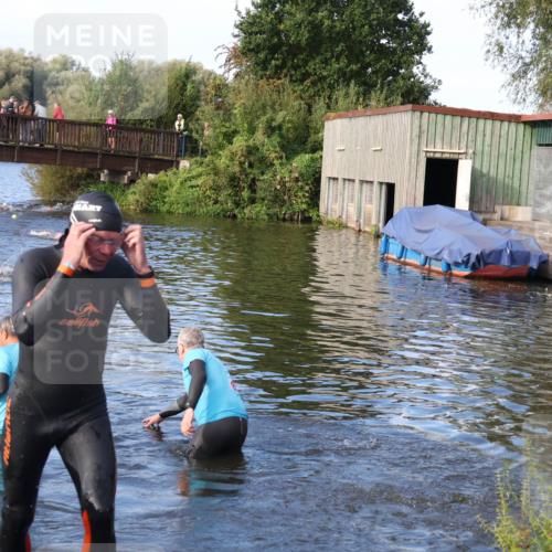 31.08.2025 - Elbe Triathlon Hamburg Luisa Fischer http://msf.ph/oto/8674945 31.08.2025 08:53:00 Schwimmen 372 meine-sportfotos.de