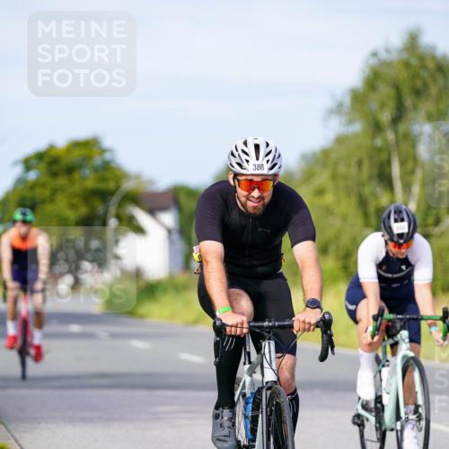 31.08.2025 - Elbe Triathlon Hamburg Michael Burmester http://msf.ph/oto/8674982 31.08.2025 10:17:29 Radfahren 388, 406, 869, 923 meine-sportfotos.de