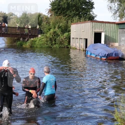31.08.2025 - Elbe Triathlon Hamburg Luisa Fischer http://msf.ph/oto/8675019 31.08.2025 08:53:43 Schwimmen 467, 554 meine-sportfotos.de