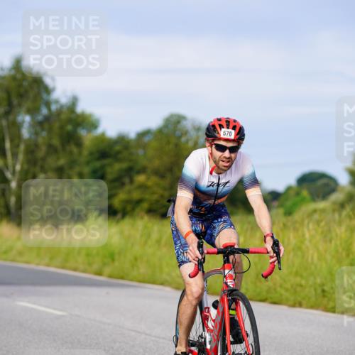 31.08.2025 - Elbe Triathlon Hamburg Michael Burmester http://msf.ph/oto/8675048 31.08.2025 10:17:54 Radfahren 570, 681, 838, 859 meine-sportfotos.de