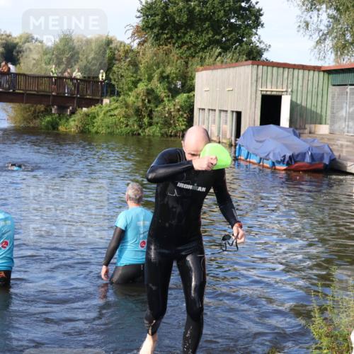 31.08.2025 - Elbe Triathlon Hamburg Luisa Fischer http://msf.ph/oto/8675057 31.08.2025 08:54:01 Schwimmen 379 meine-sportfotos.de