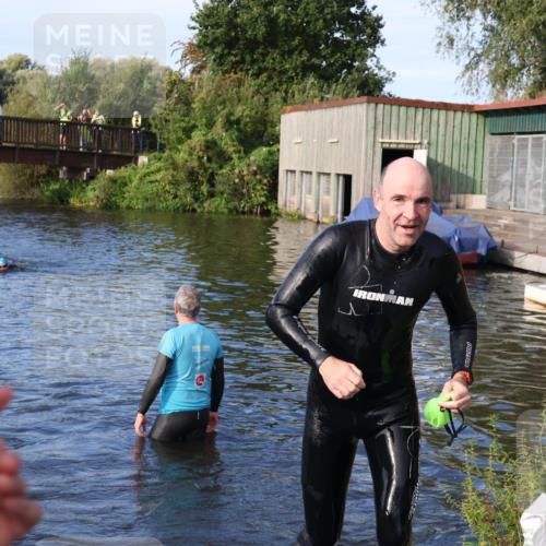31.08.2025 - Elbe Triathlon Hamburg Luisa Fischer http://msf.ph/oto/8675063 31.08.2025 08:54:02 Schwimmen 379 meine-sportfotos.de