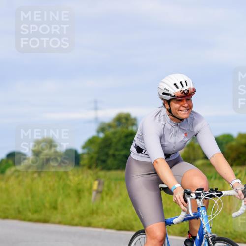 31.08.2025 - Elbe Triathlon Hamburg Michael Burmester http://msf.ph/oto/8675074 31.08.2025 10:17:57 Radfahren 570, 684, 750, 838, 859 meine-sportfotos.de