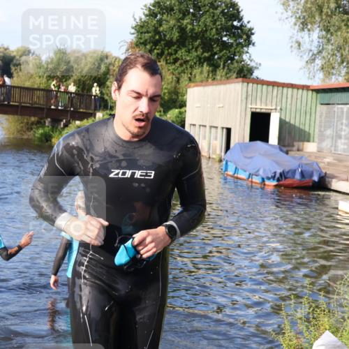 31.08.2025 - Elbe Triathlon Hamburg Luisa Fischer http://msf.ph/oto/8675075 31.08.2025 08:54:23 Schwimmen 543 meine-sportfotos.de