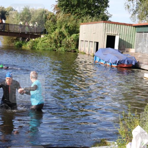 31.08.2025 - Elbe Triathlon Hamburg Luisa Fischer http://msf.ph/oto/8675080 31.08.2025 08:54:33 Schwimmen 539 meine-sportfotos.de
