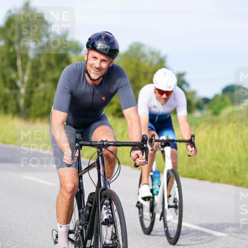 31.08.2025 - Elbe Triathlon Hamburg Michael Burmester http://msf.ph/oto/8675092 31.08.2025 10:18:03 Radfahren 461, 684, 750, 909 meine-sportfotos.de