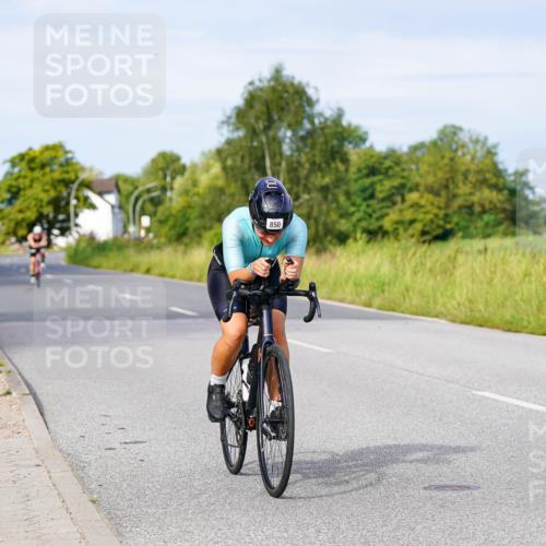 31.08.2025 - Elbe Triathlon Hamburg Michael Burmester http://msf.ph/oto/8675137 31.08.2025 10:18:16 Radfahren 850, 1032 meine-sportfotos.de