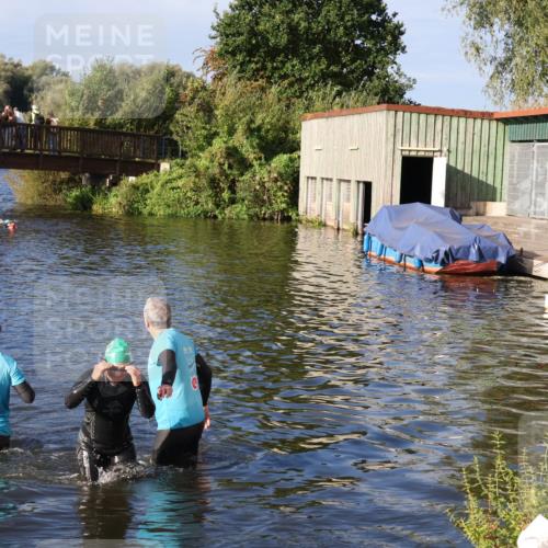 31.08.2025 - Elbe Triathlon Hamburg Luisa Fischer http://msf.ph/oto/8675147 31.08.2025 08:55:23 Schwimmen 302 meine-sportfotos.de