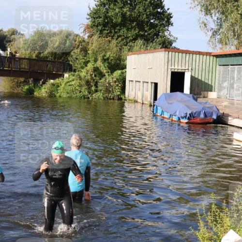 31.08.2025 - Elbe Triathlon Hamburg Luisa Fischer http://msf.ph/oto/8675153 31.08.2025 08:55:24 Schwimmen 302 meine-sportfotos.de