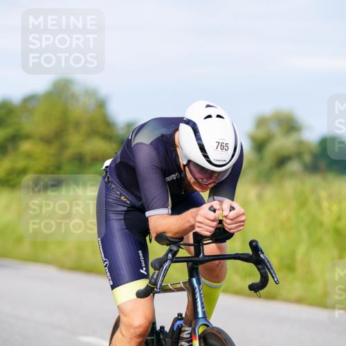31.08.2025 - Elbe Triathlon Hamburg Michael Burmester http://msf.ph/oto/8675165 31.08.2025 10:18:27 Radfahren 918 meine-sportfotos.de