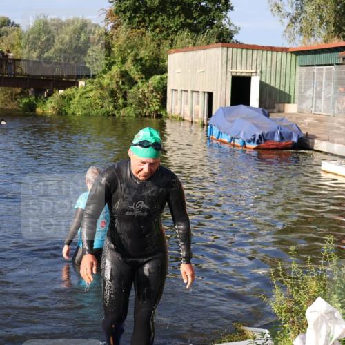 31.08.2025 - Elbe Triathlon Hamburg Luisa Fischer http://msf.ph/oto/8675167 31.08.2025 08:55:27 Schwimmen 302 meine-sportfotos.de