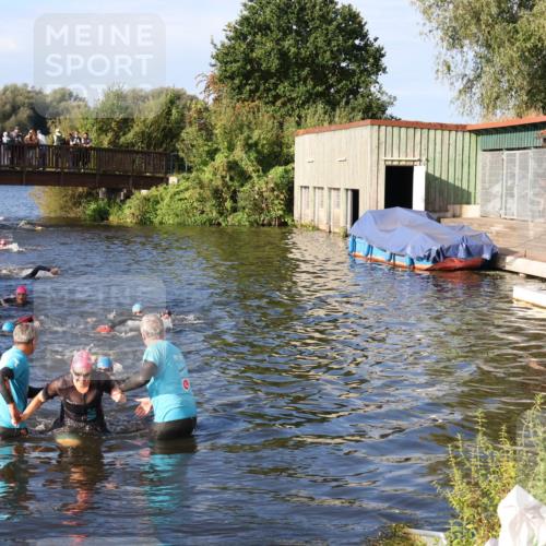 31.08.2025 - Elbe Triathlon Hamburg Luisa Fischer http://msf.ph/oto/8675180 31.08.2025 08:55:52 Schwimmen 304, 468 meine-sportfotos.de