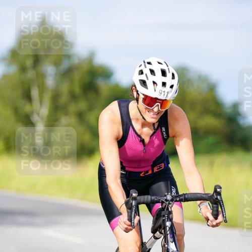 31.08.2025 - Elbe Triathlon Hamburg Michael Burmester http://msf.ph/oto/8675194 31.08.2025 10:18:44 Radfahren 778, 911, 938 meine-sportfotos.de