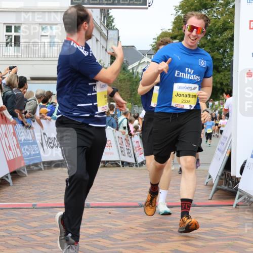 31.08.2025 - 21. Blankeneser Heldenlauf Strokosch-Dieckow http://msf.ph/oto/8675222 31.08.2025 10:29:33 Ziel 2578, 2614, 2615, 2684, 2538, 2558, 2277 meine-sportfotos.de