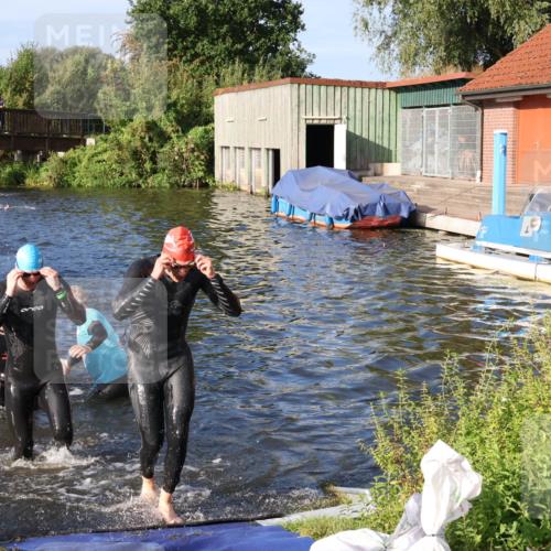 31.08.2025 - Elbe Triathlon Hamburg Luisa Fischer http://msf.ph/oto/8675235 31.08.2025 08:56:05 Schwimmen 441, 450, 476, 540, 549 meine-sportfotos.de