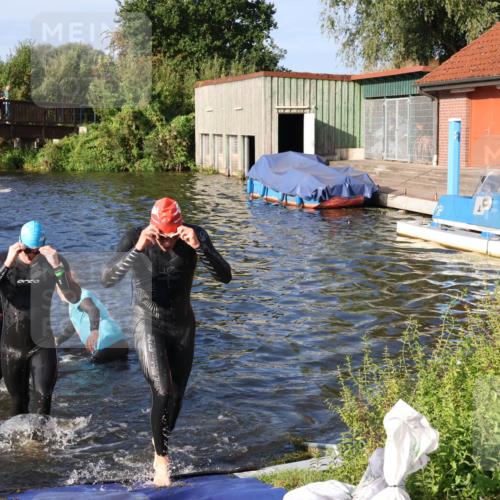 31.08.2025 - Elbe Triathlon Hamburg Luisa Fischer http://msf.ph/oto/8675236 31.08.2025 08:56:05 Schwimmen 441, 450, 476, 540, 549 meine-sportfotos.de