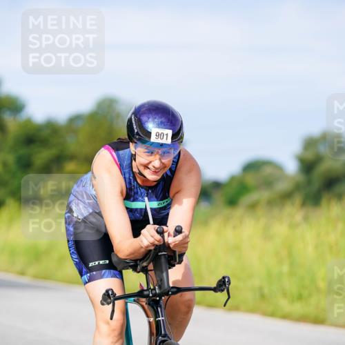 31.08.2025 - Elbe Triathlon Hamburg Michael Burmester http://msf.ph/oto/8675240 31.08.2025 10:18:59 Radfahren 690, 901, 944 meine-sportfotos.de