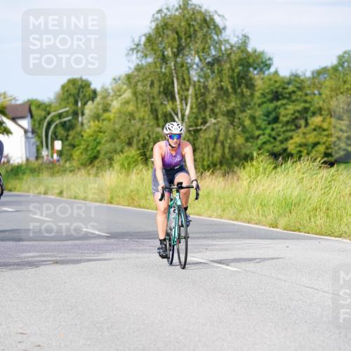 31.08.2025 - Elbe Triathlon Hamburg Michael Burmester http://msf.ph/oto/8675276 31.08.2025 10:19:09 Radfahren 487, 674, 713, 735, 777, 803, 856, 930, 944 meine-sportfotos.de